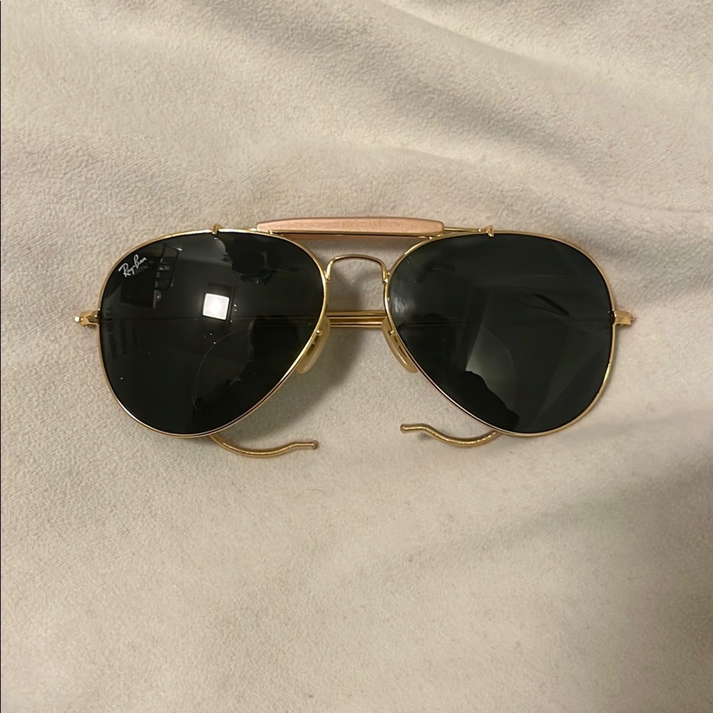 BRAND NEW/NEVER USED Ray-Ban Outdoors Man Gold Frame Sunglasses-comes with box